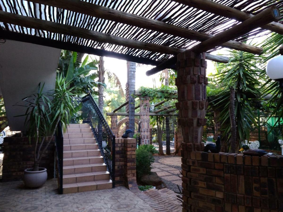 פרטוריה A Knights Rest Guesthouse מראה חיצוני תמונה