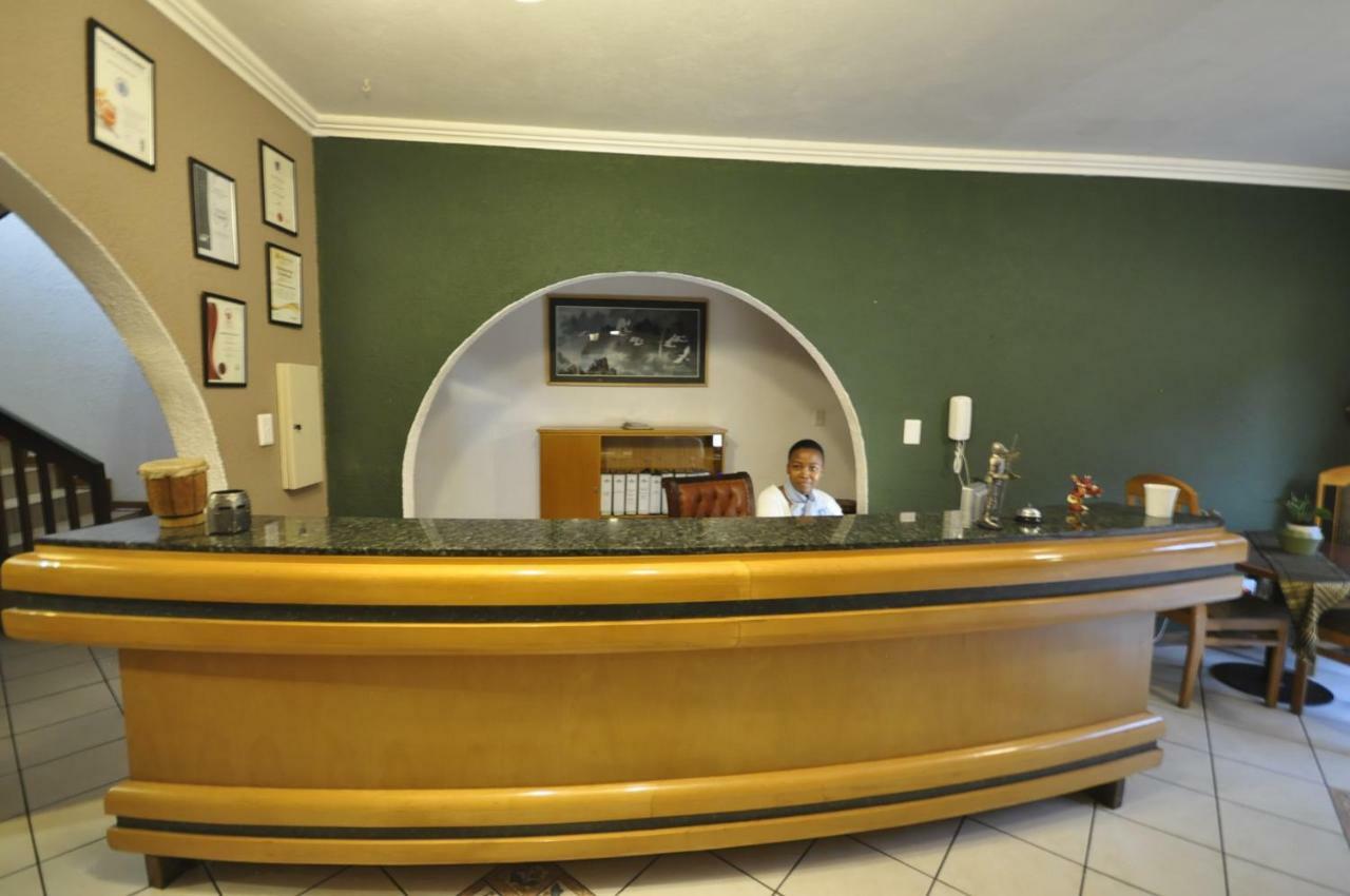 פרטוריה A Knights Rest Guesthouse מראה חיצוני תמונה