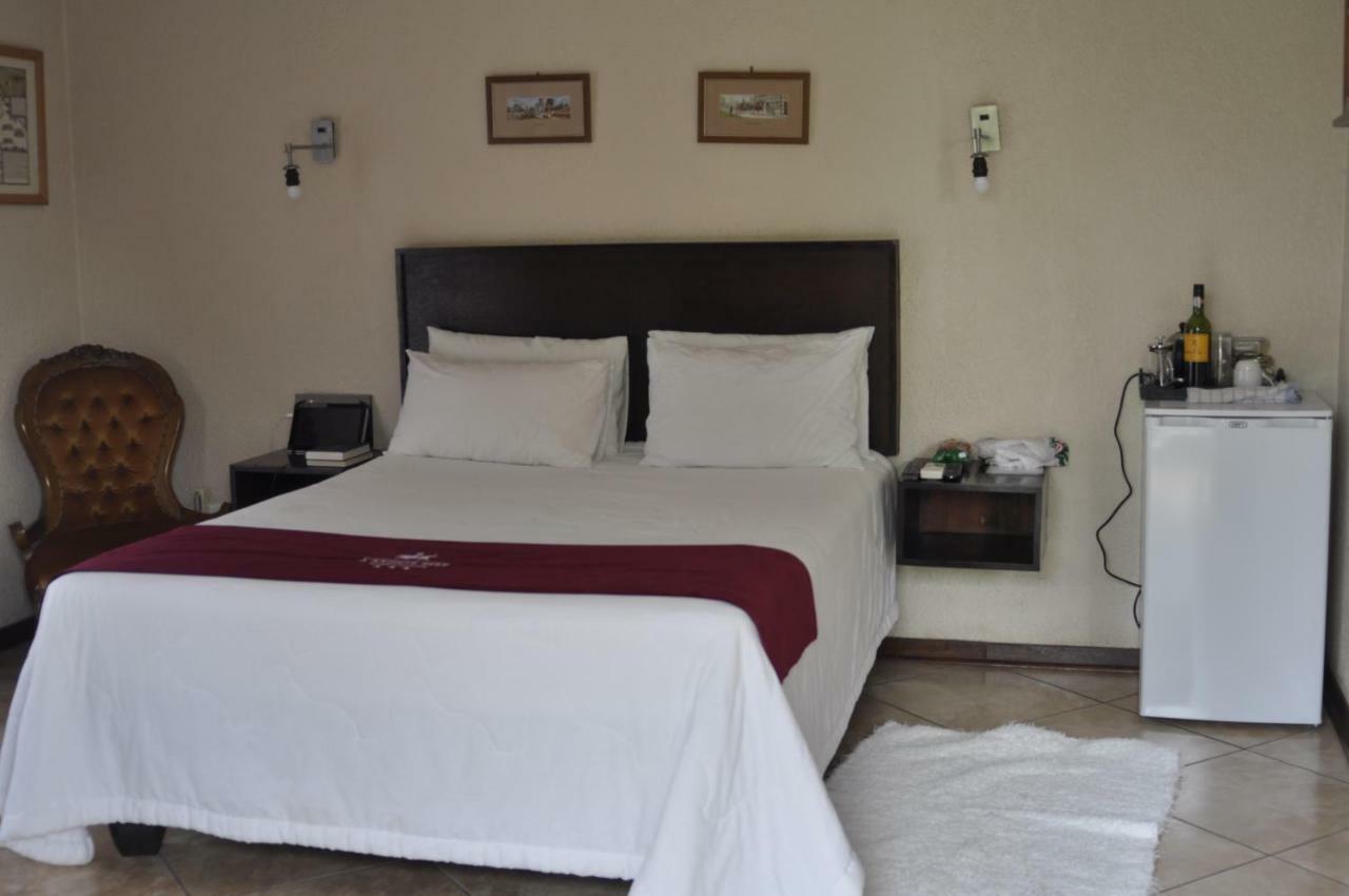פרטוריה A Knights Rest Guesthouse מראה חיצוני תמונה