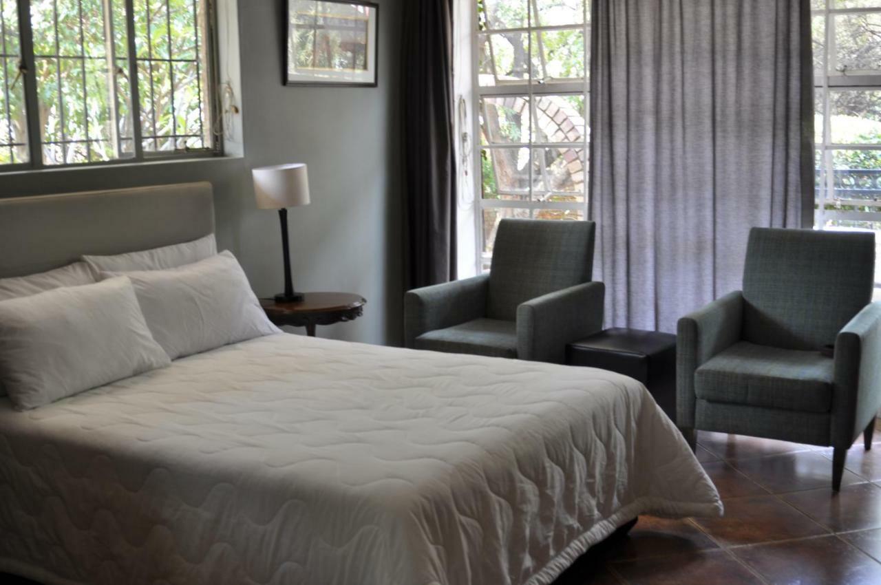 פרטוריה A Knights Rest Guesthouse מראה חיצוני תמונה